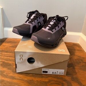 On Running Cloudrunner Shoes - Black and Purple